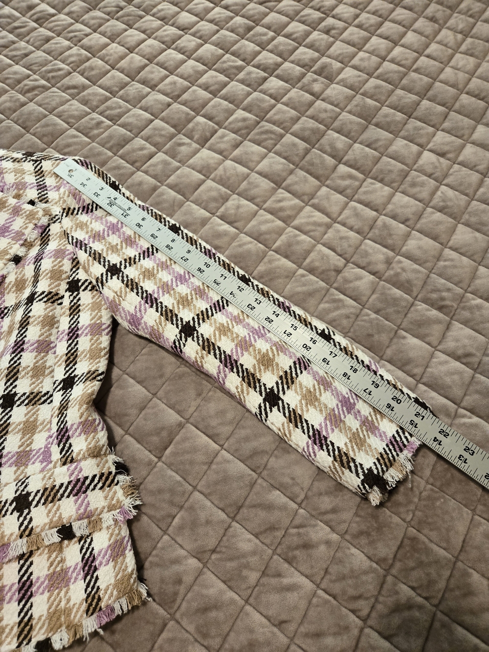 Ann Taylor Plaid Tweed Blazer in Pink, Tan & Black